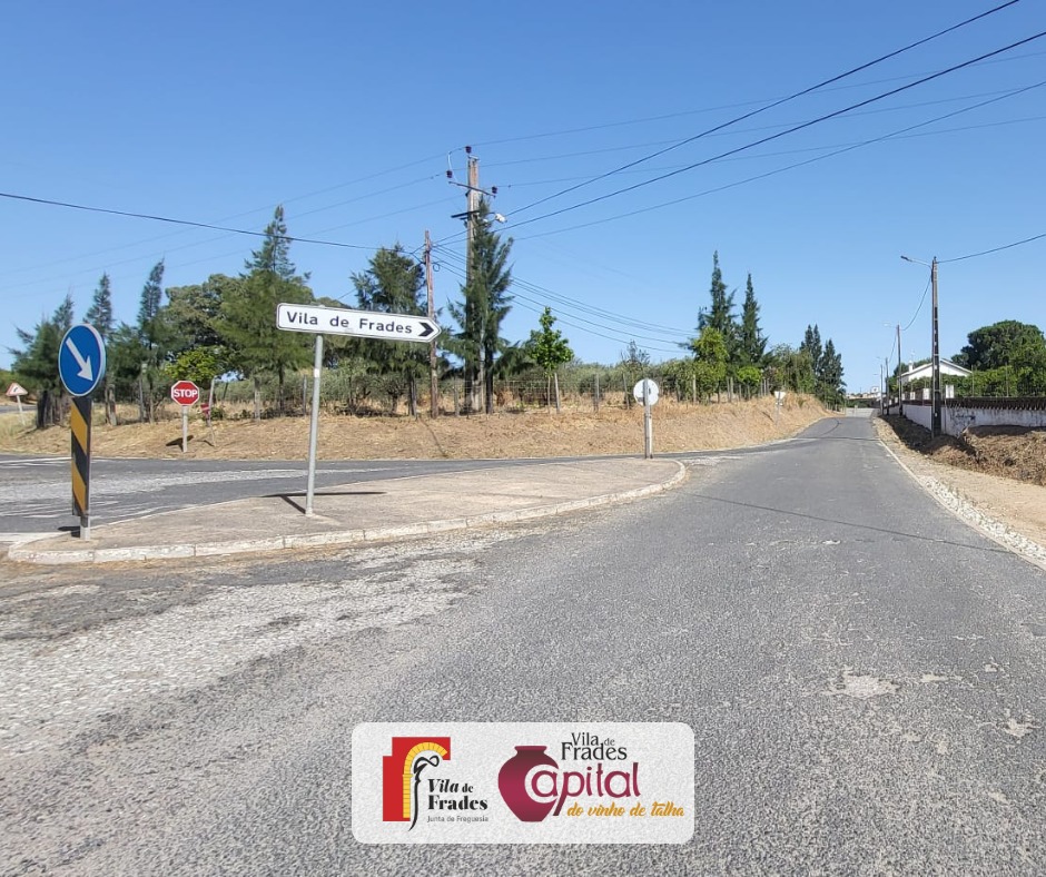 Limpeza e Manutenção das Entradas da Vila Limpeza e Manutenção das Entradas da Vila