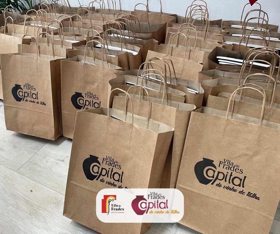 Kit Fialho de Almeida